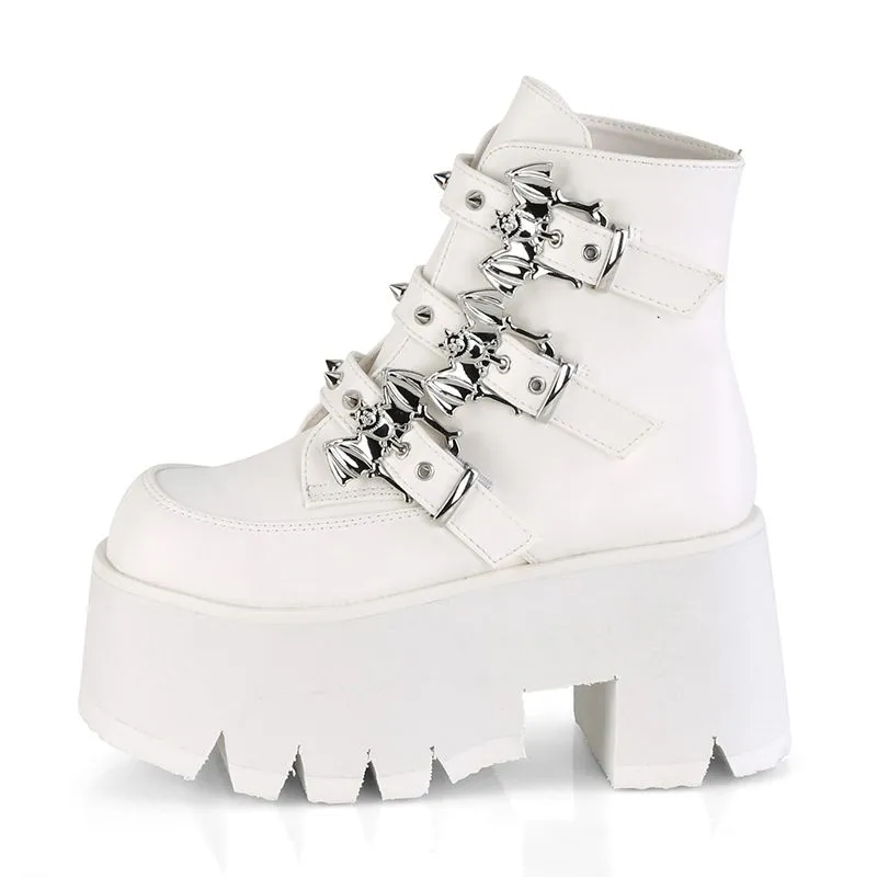 Bottines compensées en cuir blanc