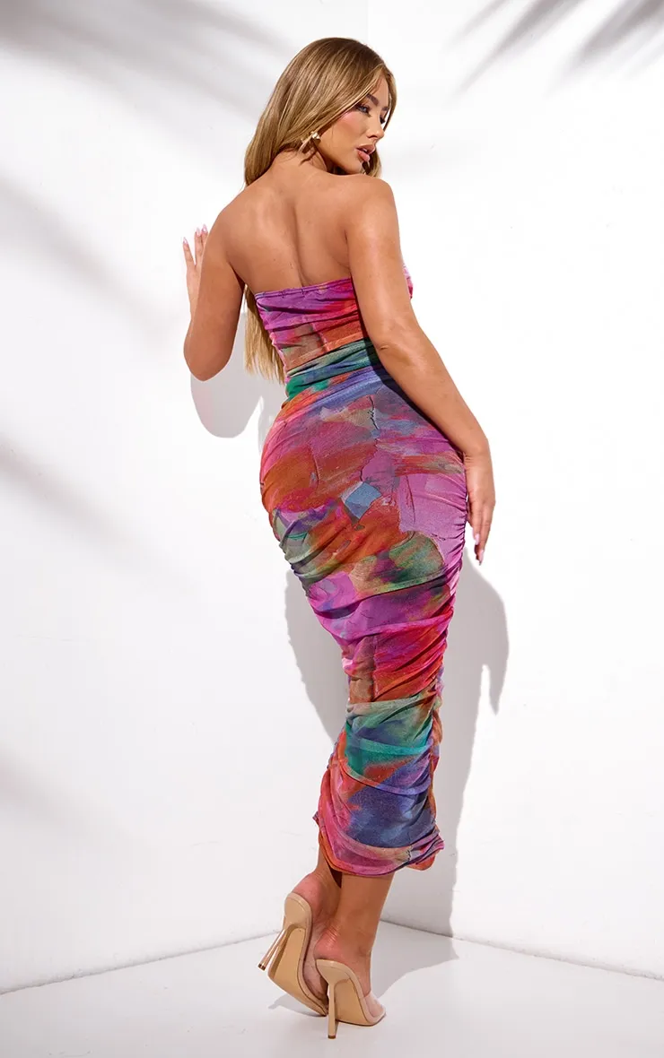 Robe longue en mesh imprimé multicolore à bustier froncé