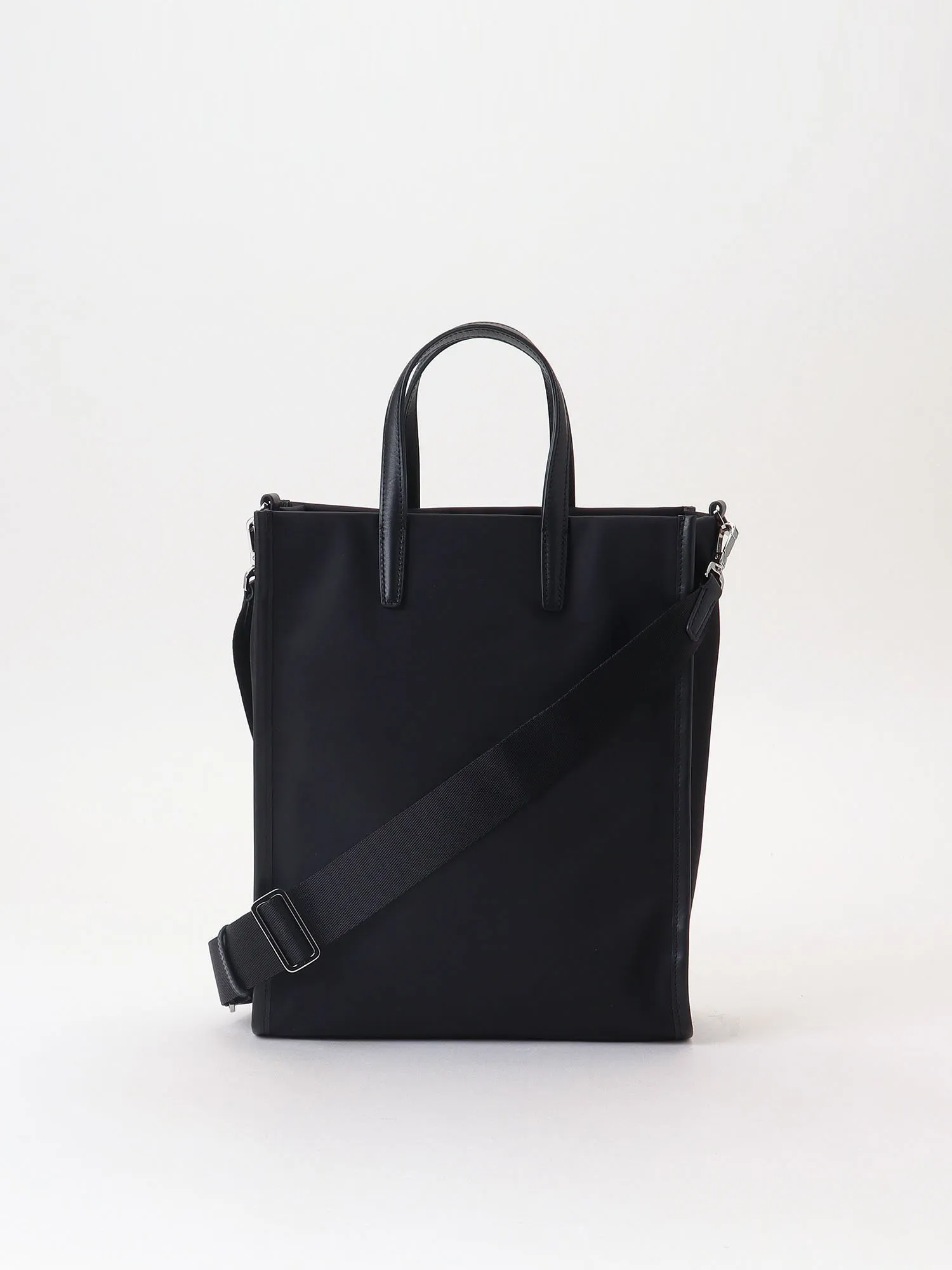 sac bandoulière en nylon noir